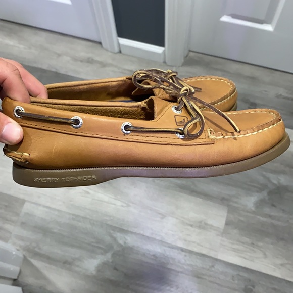 Sperry's - Picture 2 of 4